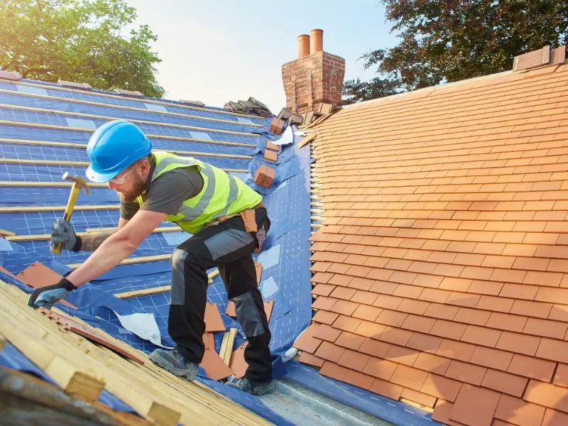 roof repair and replacement services
